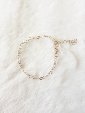5/$15 🩷 MUST BUNDLE Minimalist Gold Heart Link Bracelet for Women